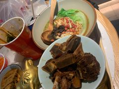-百春原湖南牛肉粉(百联世纪店)