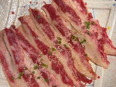 -山川小町·极番烧肉(新地假日广场店)