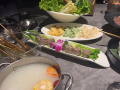 -德天肥牛海鲜火锅(城西银泰店)