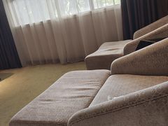 -维也纳酒店(广州南站汉溪长隆地铁站景区店)