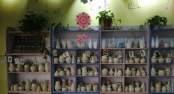 -泥娃娃DIY陶吧(易生活购物公园店)