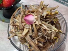 -野·大山里野生菌石锅土鸡(益田假日店)