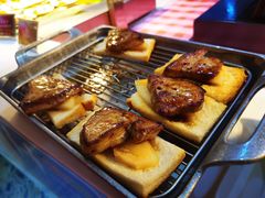 -亚洲国际大酒店·云顶阁旋转自助餐厅