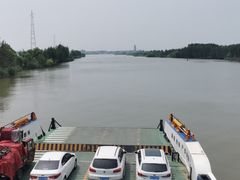 -微山湖红荷湿地景区