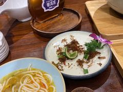 -芸南道·过桥米线(昆明老街旗舰店)