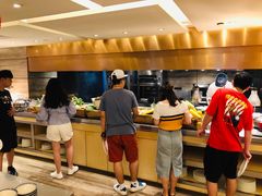 自助取餐区-北京王府井希尔顿酒店·万斯阁西餐厅