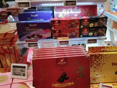 -华润万家(M2香港名都店)