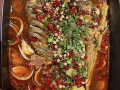 清江鱼-湄公河秘制烤鱼(西双十贰城商业中心店)