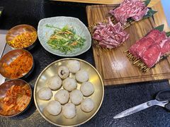 -臻牛烤肉