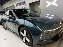 -小鹏汽车(上海静安大融城店)