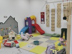 -熊小米专业儿童游泳馆