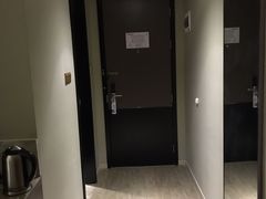 -如家驿居酒店(北京房山良乡大学城西地铁站店)