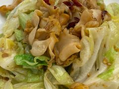 头菜爆螺片-品海楼·大连海胆锅贴馆(东港店)