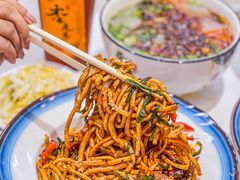 -德元兰州纯汤牛肉面(深圳首店)