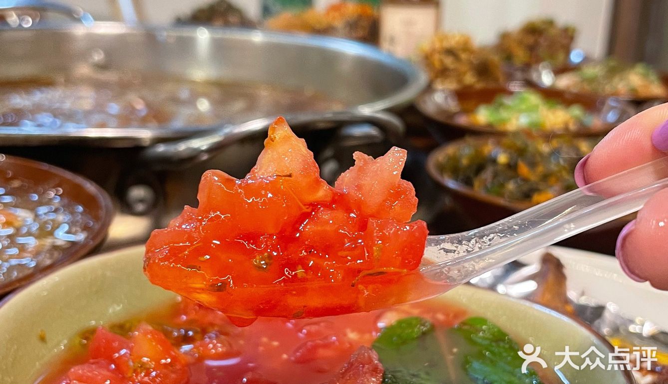 全兔宴！折耳根！烧椒！蒜香！兔头[色]你吃过没有⁉️