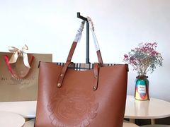 -BURBERRY(上海港汇恒隆广场店)