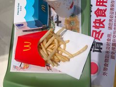 -麦当劳(新天地得来速店)
