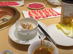 -余欢领鲜火锅(新街口店)