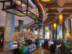 -八府香鸭·啫啫煲(华山路店)