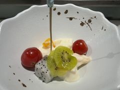 -金马门国际美食百汇(珞喻路店)