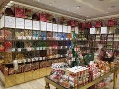 零售区-VENCHI 闻绮(北京国贸商城店)