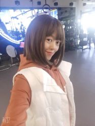 -时尚殿堂明星门店