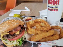 -The Habit Burger Grill 哈比特汉堡(复兴soho店)