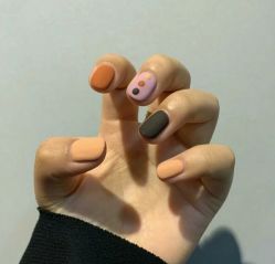 -YCai简薇美甲美睫美妆