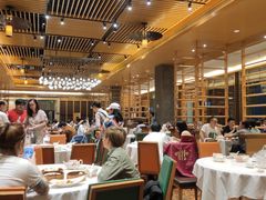 大堂-稻香酒家·34年老字号·港式粤菜(汉街店)