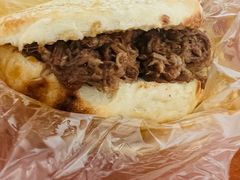 -老西关黄老太牛肉烧饼