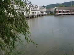 -雅和生态渔庄·宜城锅巴饭(龙灵山公园店)