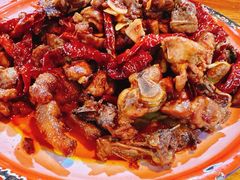 辣子鸡-柴窝堡22号辣子鸡·传承新疆菜