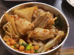 -鸿顺老铁锅美蛙鱼府(解放碑店)