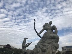 -巴陵广场