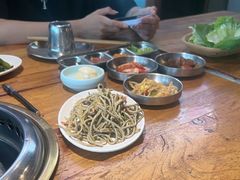 -小花花炭火烤肉·十五年延吉风味(左家庄店)