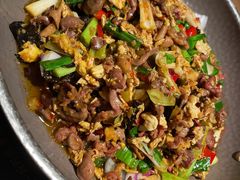 土家锅气爆鸡杂-吃饭皇帝大(解放西路店)