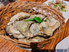 -蚝堡海鲜·威海菜·海肠捞饭·烧烤·亚洲吃蚝公司(幸福门店)