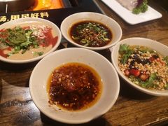 -老牌坊云南鱼豆花火锅(哈西万达店)