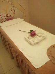 -蕾蕾美颜美容美体