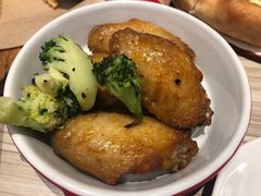 -必胜客(绿地新都会店)