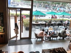 -星巴克臻选(南京艾尚天地店)