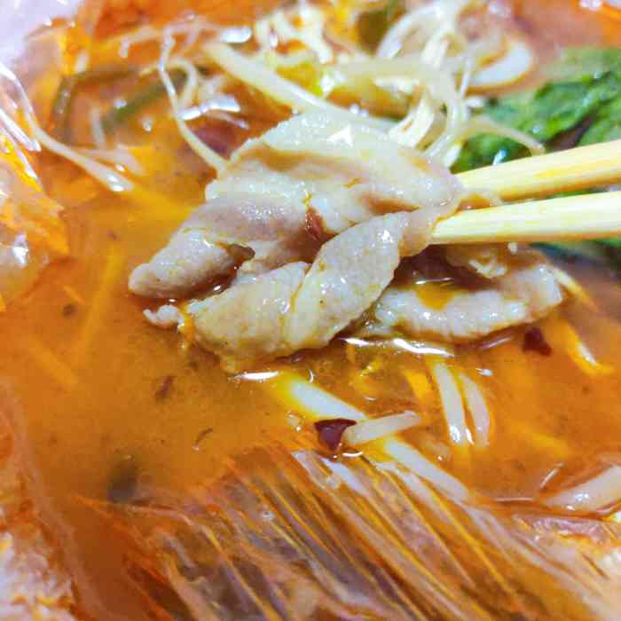 丰盛园过桥米线-"章鱼过桥米线,里面都是长方形的章鱼丸,还.