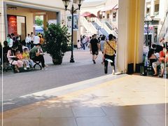-王府井奥莱临潼小镇(临潼店)