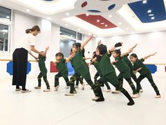 课堂实景-艺彩童馨舞蹈培训学校(西湖道校区)