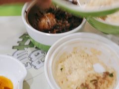 -老乡鸡(南京龙池地铁站蓝郡店)