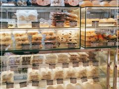 -白玉兰食品甜凤店(合生汇店)