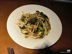 -魏铭鱼头捞饭(晋阳路店)