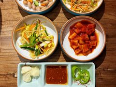 -明洞阿姨·韩式酱蟹烤肉·创意料理(三元桥店)