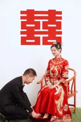 -伯爵婚纱摄影(光谷店)