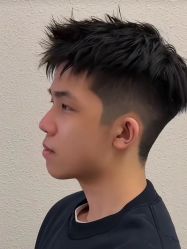 -魅·Hair设计烫染接发店